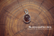 Load image into Gallery viewer, Small Vintage Crown Pendant